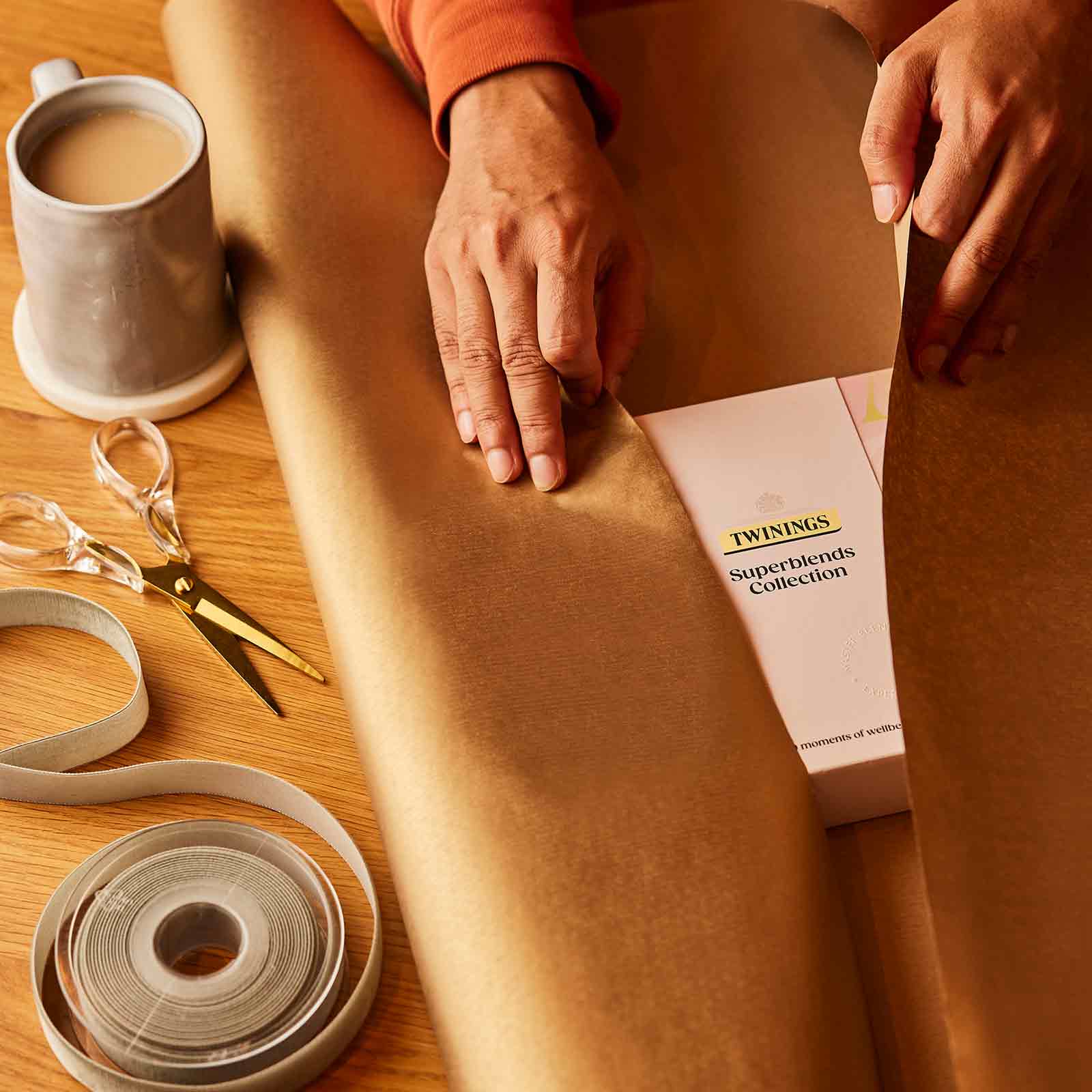 Congratulations Superblends Collection Gift Box - 40 Envelopes - Image 4